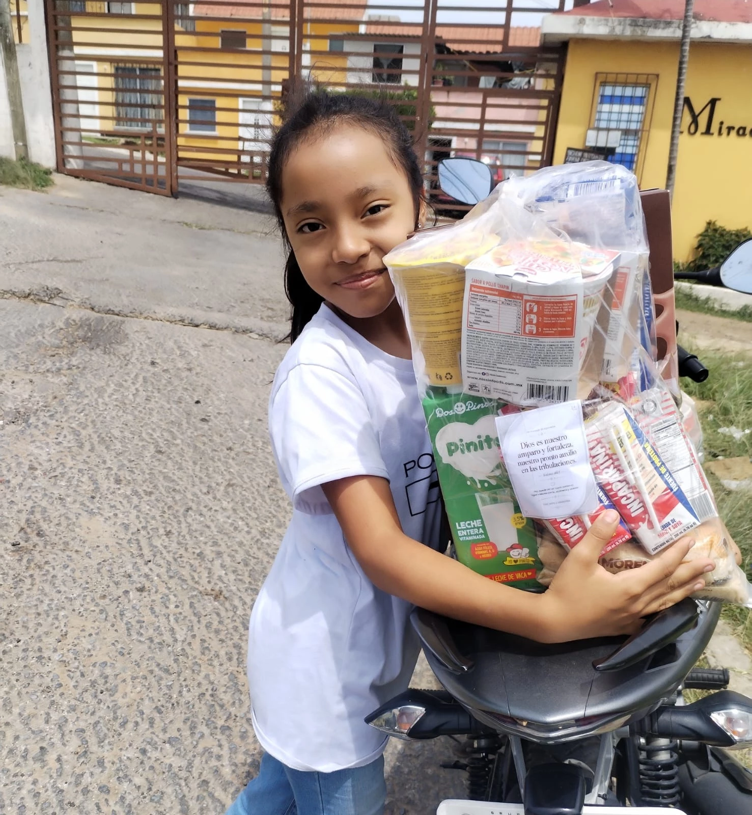 Entrega de víveres en el centro, julio 2026